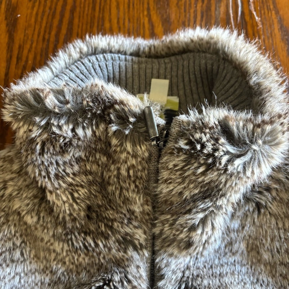 Fuda Faux Fur Knitted Back Tan Vest Size S - Picture 3 of 7